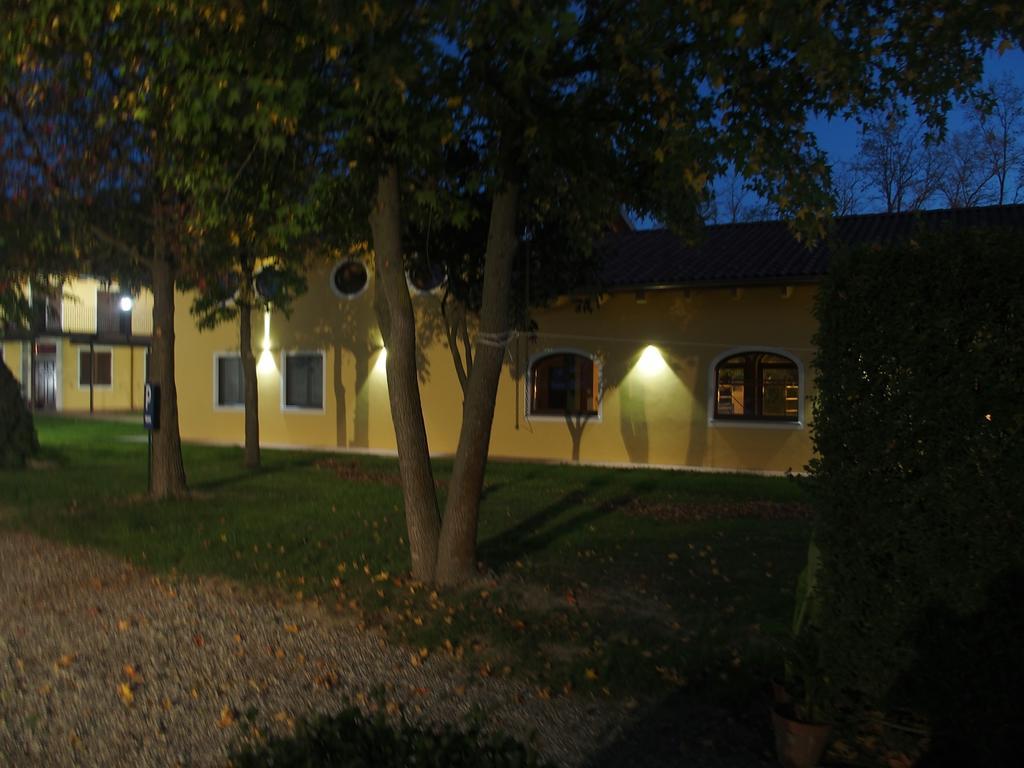 Agriturismo Greppi Crescentino Экстерьер фото